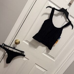 Newport News Black Textured Knit Top